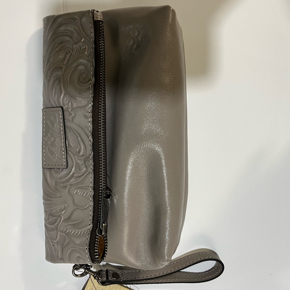 COPY - Brand New Patricia Nash Genuine Leather Tooled Valerie Zippered Wristlet…
